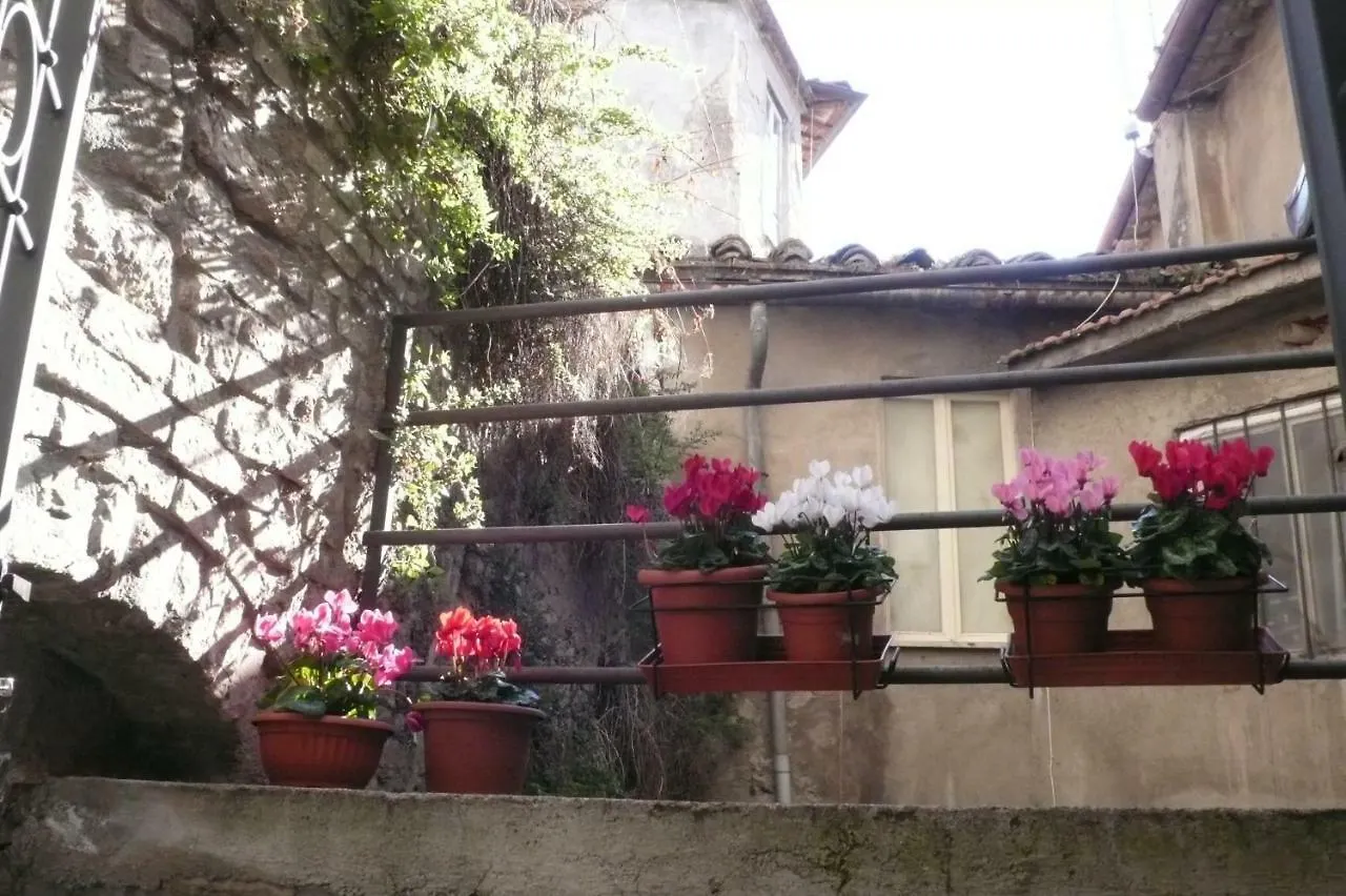 *** Gasthof Le Camere Di Casa Cassandra Perugia Italien